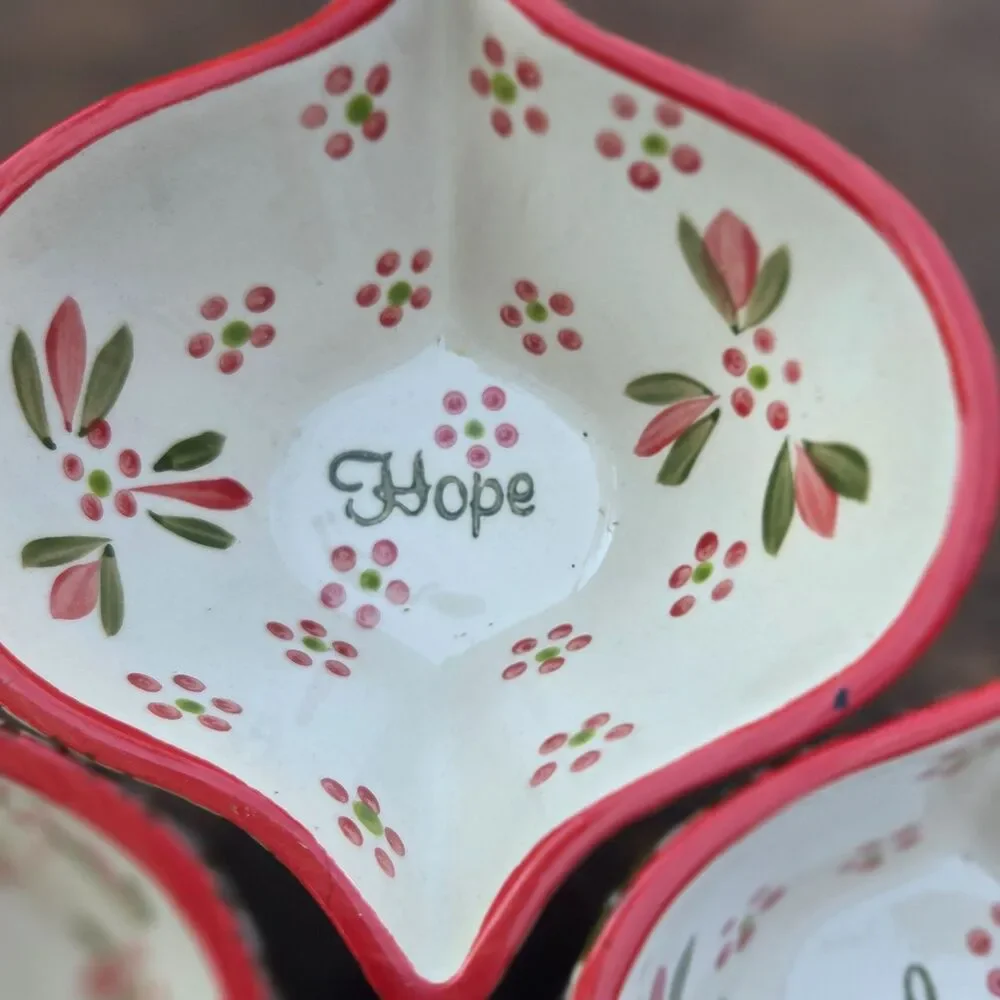 Temp-tations by Tara Old World Ornament Bowls Set of 4 Christmas 8 Oz